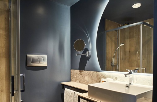 Peschiera Borromeo Hotel | Belstay Milano Linate