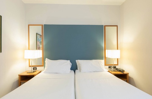 Peschiera Borromeo Hotel | Belstay Milano Linate