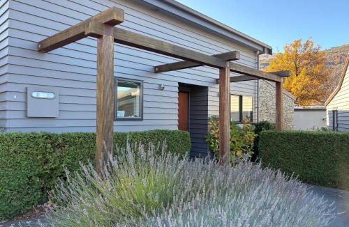 Arrowtown House | Chartres Retreat
