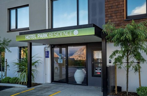 Arthur's Point Apartment | Coronet Escape Apartment 1 - base of coronet peak