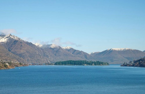 Frankton Apartment | Couples Retreat With Million Dollar Lake Wakatipu Views