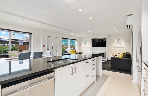 Queenstown City Centre Apartment | Diamond Luxury Central Queenstown