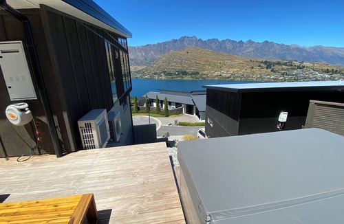Queenstown House | Experience Queenstown from The Summit
