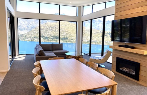 Queenstown House | Experience Queenstown from The Summit