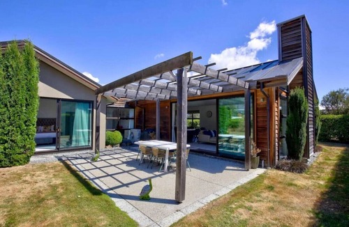 Kawarau Falls House | Fabulous and Functional Family Home on Jackby