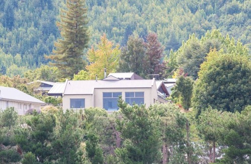 Arrowtown Apartment | Family friendly holiday home