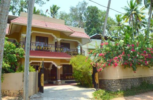 Venganoor House | Ganesh Ayurveda Holiday Home Apartment