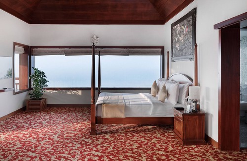 Kovalam Hotel | Gokulam Grand Turtle On The Beach