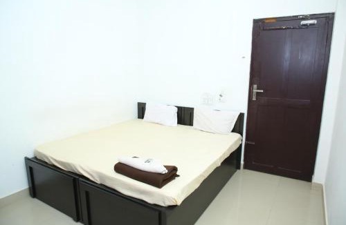 Mamangalam Apartment | Greenvilla Studio Non A/C Elamakkara GV 1210