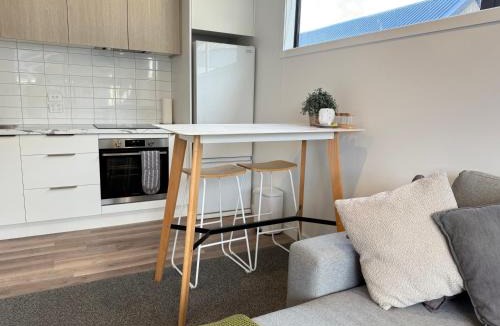 Kawarau Falls House | Hanleys Farm Hidden Gem