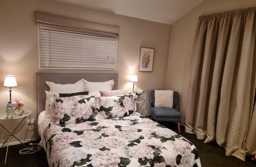 Lower Shotover House | Haven Sanctuary Suite with Private Entrance