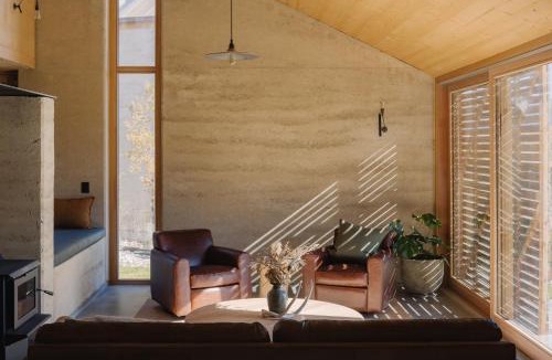 Kawarau Falls House | Jacks Point - Earth House