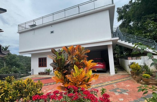 Devikolam House | Jyothis Homestay Munnar
