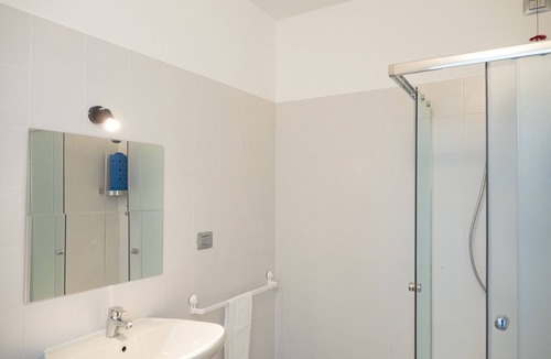 Domaso Hostel | Lake Como Beach Hostel