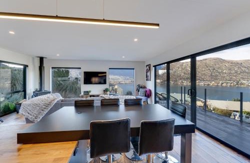 Frankton House | Lake View Viscount
