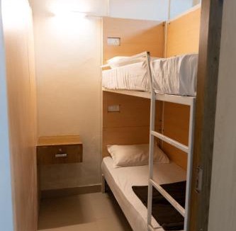 Kozhikode Hotel | Lowfare Hotels Medical College