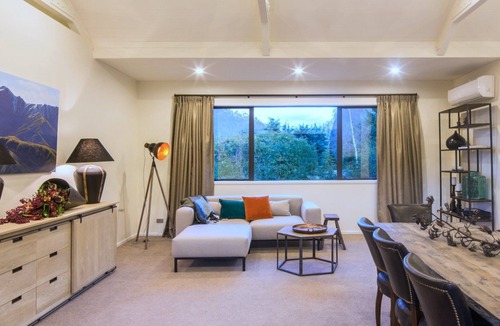 Lower Shotover House | Modern luxury with spa pool, outdoor fireplace, table tennis and darts
