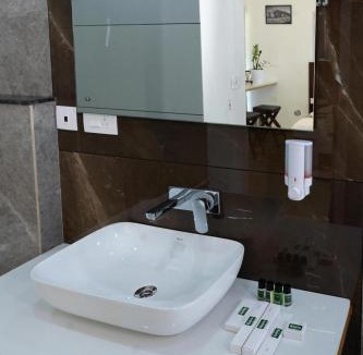 Vayittiri Bed & Breakfast | monarda resorts