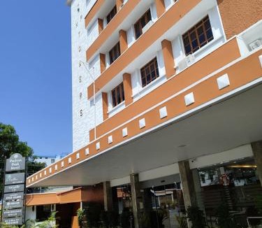Ernakulam South Bed & Breakfast | paulson park hotel