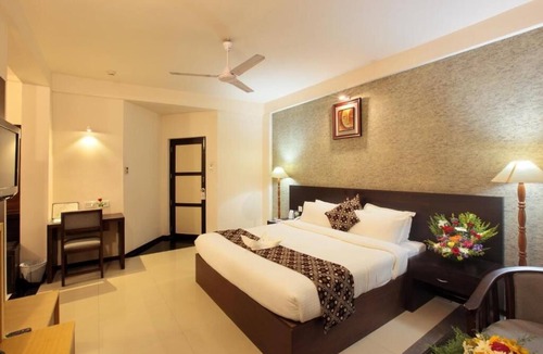 Kondotti Hotel | Pushpak Grande