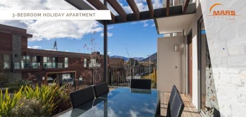Kelvin Heights Apartment | Queenstown Village Apartments