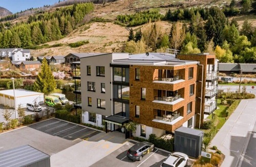 Arthur's Point Apartment | Residence Du Parc Apartment 8