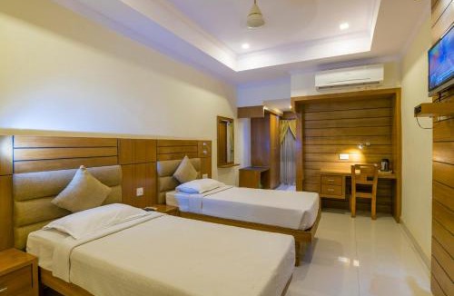 Irinjalakuda Hotel | Sree Gokulam Residency