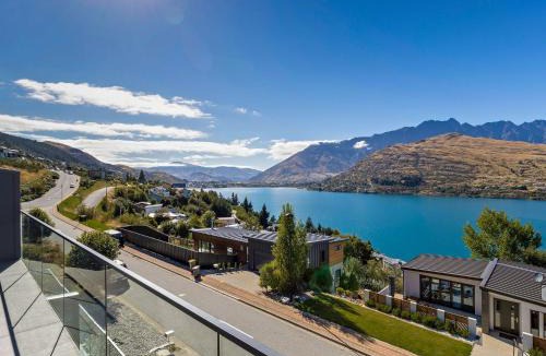 Queenstown House | St Matthews Views Cecil