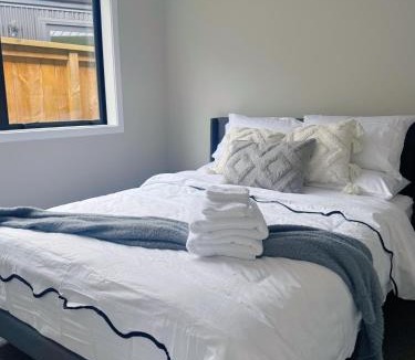 Kawarau Falls House | Stunning Remarkable View Unit