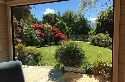 Dalefield House | Stunning Rural Spot with Spectacular Views Perfect for 2-12 people
