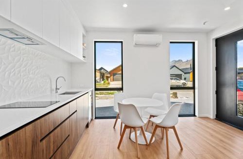 Kawarau Falls Apartment | Stylish 1BR Escape Near Remarks