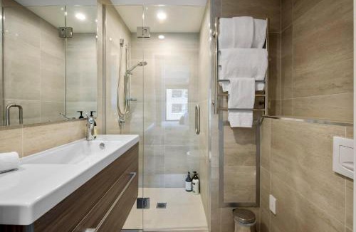 Arthur's Point Apartment | Suki Apartment at the base of Coronet Peak