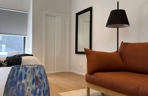 Jacks Point Apartment | The Art Studio at Village Works, Jacks Point