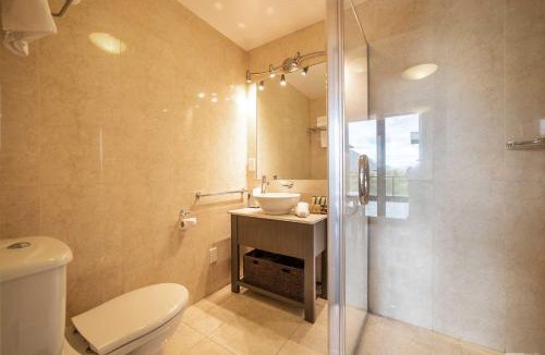 Queenstown Apartment | The Beacon - Luxe Studio Unit