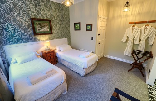 Lower Shotover Bed & Breakfast | The Ferry Bed & Breakfast