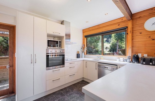 Fernhill House | The Lodge Plush Quiet Picturesque