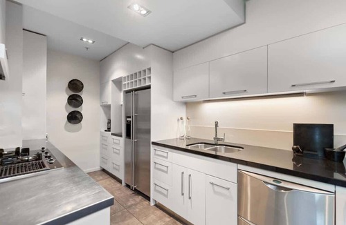 Queenstown Apartment | The Shotover CBD Luxury with Incredible Rooftop Terrace