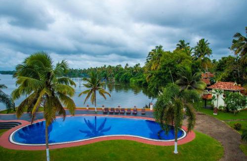 Thanneermukkom Resort | The World Backwaters, Alleppey