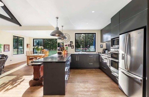 Arrow Junction House | Travelers Retreat Live The Dream