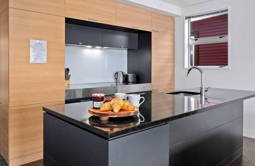 Frankton Apartment | Waterfront Marina Apartment 404 | Modern and comfortable | Great value for money!