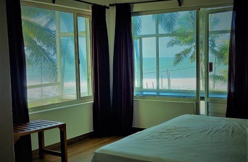 Kannur Resort | White Shell Beach House