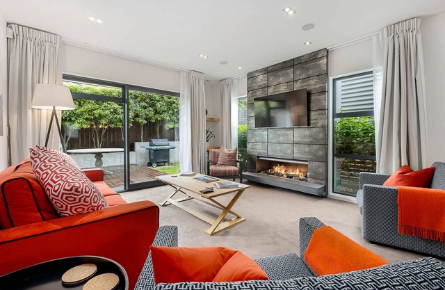 Central Queenstown 3-Bed Villa by Staysouth