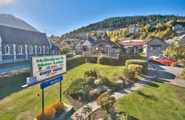 Melbourne Lodge