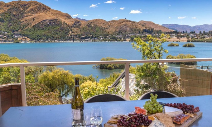 Kelvin Heights House | 135 Peninsula
