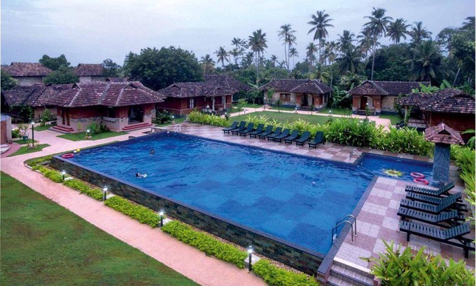 Vypin Resort | 56 m² Resort ∙ 4 guests