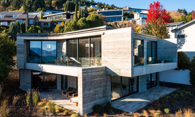 Queenstown City Centre Villa | Edinburgh Heights by Sotheby's Luxury Rental Homes