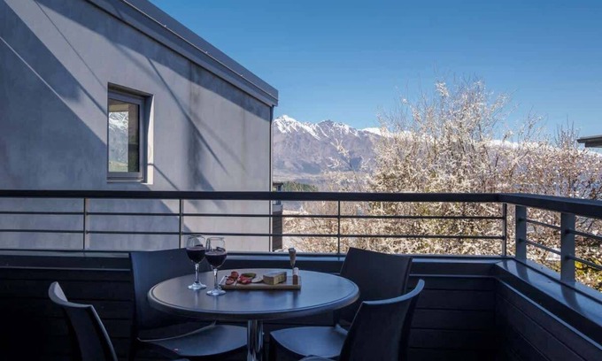 Queenstown Apartment | The Alps Two Bedroom