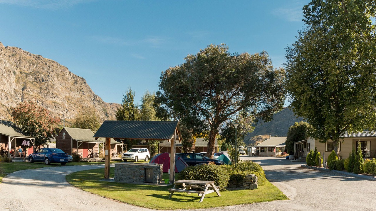 Photo of Buildings in Arthur's Point