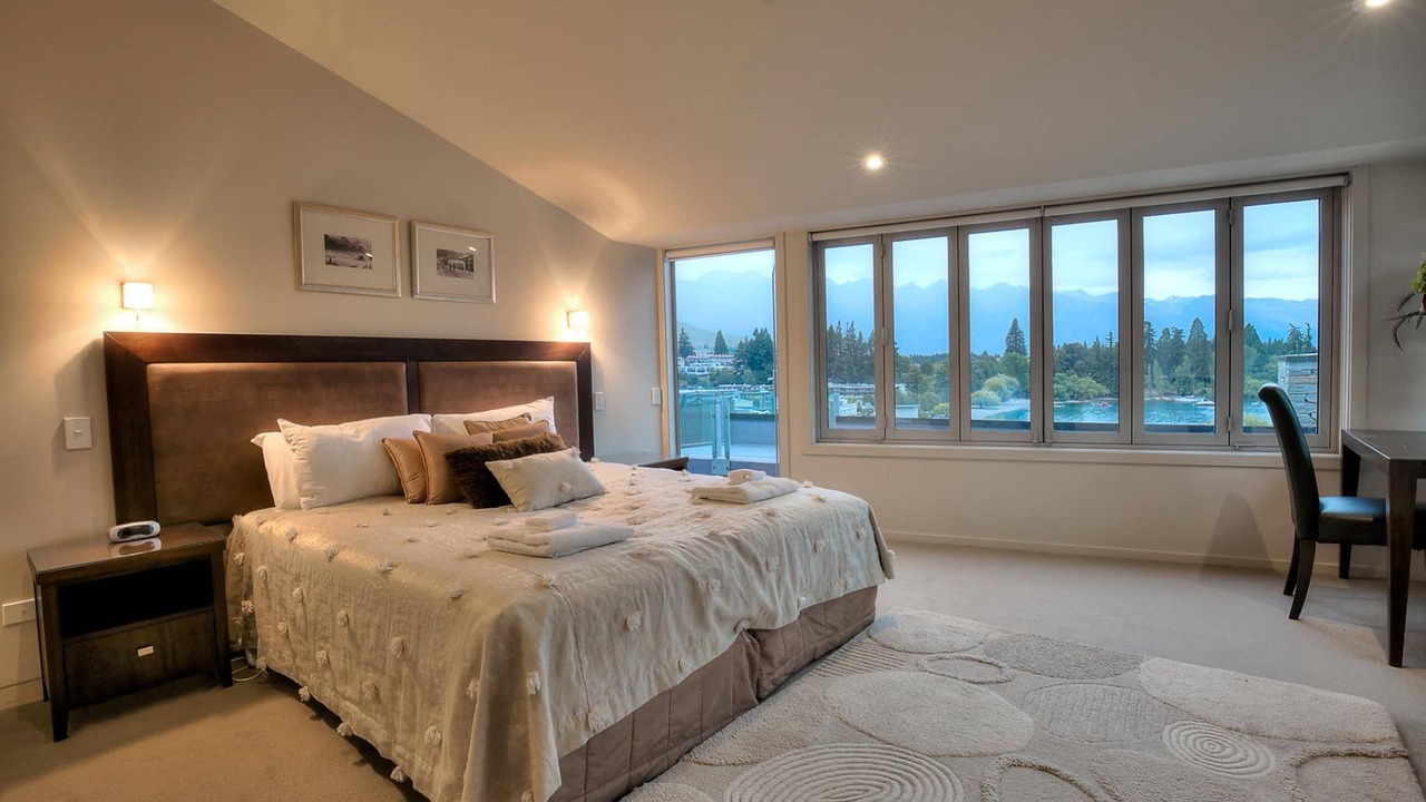 Photo of Bedroom in Queenstown