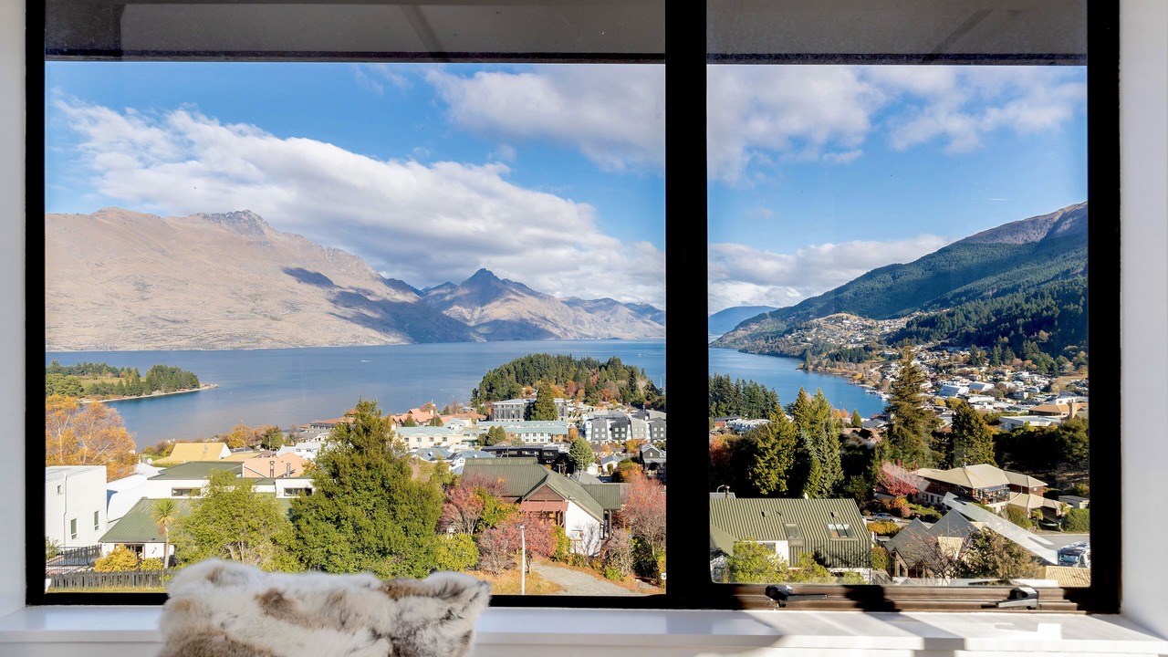 Photo of Bedroom in Queenstown City Centre